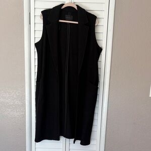 Tahari Black Sleeveless Vest
